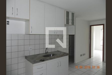 Cozinha de apartamento à venda com 2 quartos, 35m² em Centro, Belo Horizonte