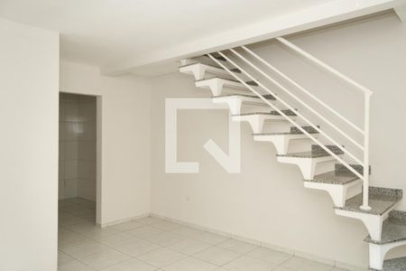 Casa para alugar com 2 quartos, 57m² em Jardim Modelo, São Paulo
