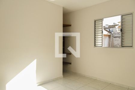 Quarto 1 de casa para alugar com 2 quartos, 57m² em Jardim Modelo, São Paulo