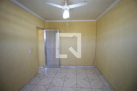 Quarto 1 de casa para alugar com 1 quarto, 60m² em Jardim Casa Pintada, São Paulo