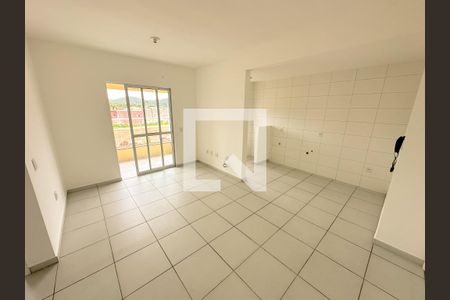 Sala  de apartamento para alugar com 2 quartos, 62m² em Vargem Grande, Florianópolis