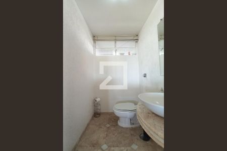 Lavabo de apartamento para alugar com 4 quartos, 373m² em Centro, Campinas