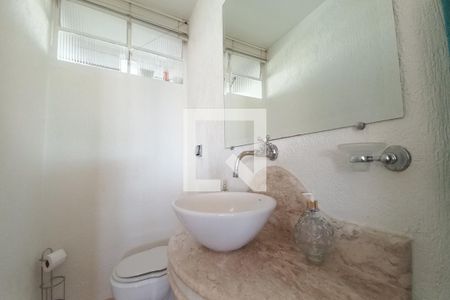 Lavabo de apartamento para alugar com 4 quartos, 373m² em Centro, Campinas