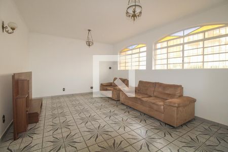 Casa para alugar com 3 quartos, 217m² em Jardim Chapadão, Campinas