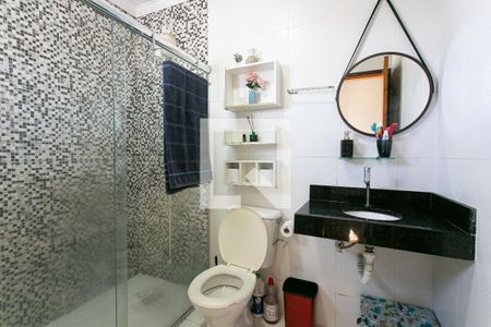 Casa à venda com 210m², 3 quartos e 2 vagas Casa à venda com 210m², 3 quartos e 2 vagasBanheiro da Suíte