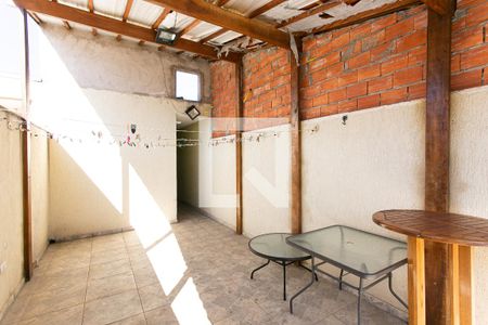 Casa à venda com 210m², 3 quartos e 2 vagas Casa à venda com 210m², 3 quartos e 2 vagasTerraço Gourmet