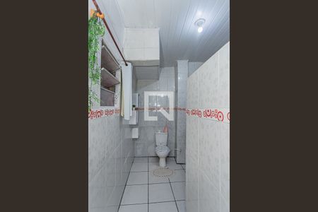 Banheiro suite de casa para alugar com 2 quartos, 120m² em Jardim Bandeirantes (zona Norte), São Paulo