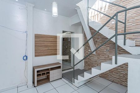 Sala de casa para alugar com 2 quartos, 120m² em Jardim Bandeirantes (zona Norte), São Paulo
