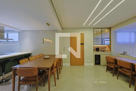 Sala de apartamento à venda com 3 quartos, 166m² em Serra, Belo Horizonte