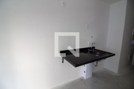 Cozinha de kitnet/studio para alugar com 1 quarto, 25m² em Campo Belo, São Paulo