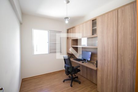 Quarto 1 de apartamento à venda com 3 quartos, 170m² em Sagrada Família, Belo Horizonte