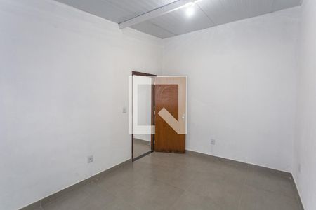 Quarto de kitnet/studio para alugar com 1 quarto, 35m² em Santa Efigênia, Belo Horizonte