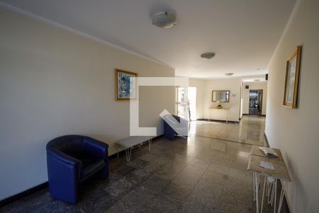 Hall de entrada de apartamento para alugar com 3 quartos, 111m² em Centro, Taubaté