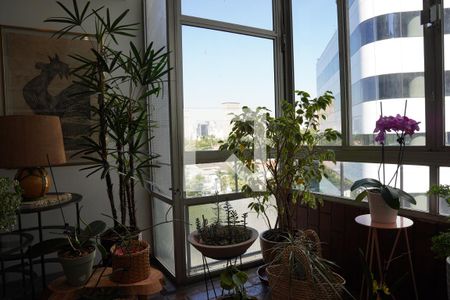 Sala de apartamento à venda com 3 quartos, 146m² em Pinheiros, São Paulo