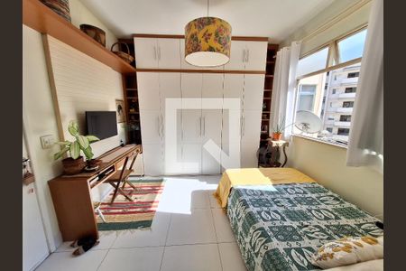 Sala/Quarto  de kitnet/studio para alugar com 1 quarto, 23m² em Centro, Rio de Janeiro