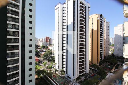 Vista de apartamento para alugar com 3 quartos, 100m² em Indianópolis, São Paulo