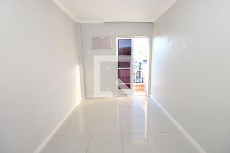 Quarto  de apartamento para alugar com 2 quartos, 99m² em Vila Valqueire, Rio de Janeiro