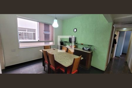 Sala  de apartamento à venda com 3 quartos, 130m² em Funcionários, Belo Horizonte