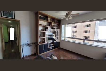 Sala  de apartamento à venda com 4 quartos, 130m² em Funcionários, Belo Horizonte
