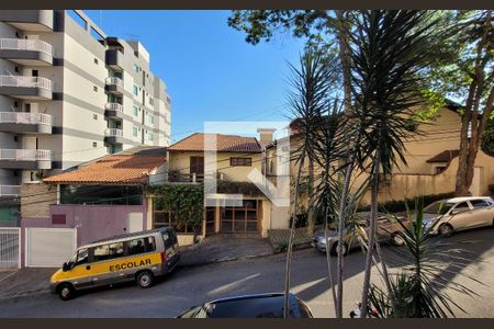 Vista de casa à venda com 5 quartos, 272m² em Vila Valparaiso, Santo André