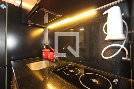 Cozinha de kitnet/studio à venda com 1 quarto, 22m² em Vila Madalena, São Paulo