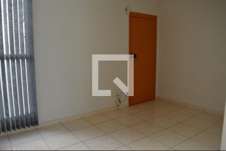 Sala de apartamento à venda com 2 quartos, 46m² em Cabral, Contagem