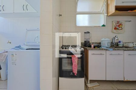 Cozinha de apartamento à venda com 2 quartos, 70m² em Nova Floresta, Belo Horizonte