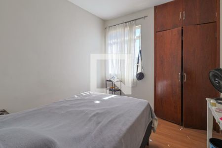 Quarto 1 de apartamento à venda com 2 quartos, 70m² em Nova Floresta, Belo Horizonte