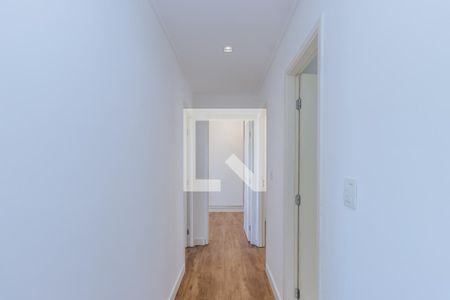 corredor dos quartos de apartamento para alugar com 3 quartos, 104m² em Vila Adyana, São José dos Campos