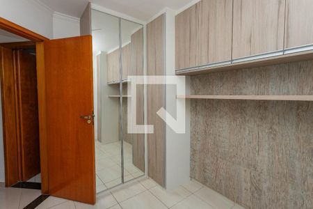 Quarto 2  de apartamento para alugar com 2 quartos, 38m² em Taboão, Diadema