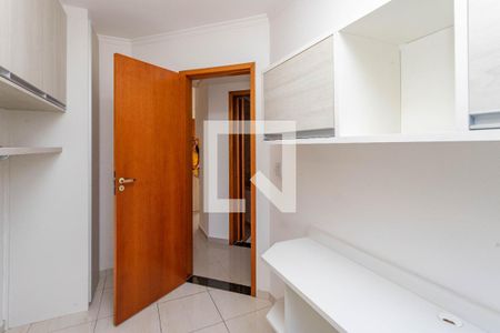 Quarto 1  de apartamento para alugar com 2 quartos, 38m² em Taboão, Diadema