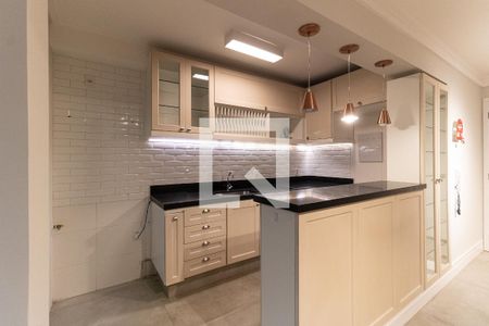Cozinha de apartamento para alugar com 2 quartos, 67m² em Bosque da Saúde, São Paulo