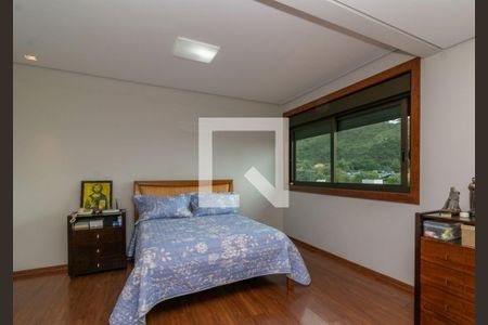 Quarto 3 de casa à venda com 5 quartos, 619m² em Mangabeiras, Belo Horizonte