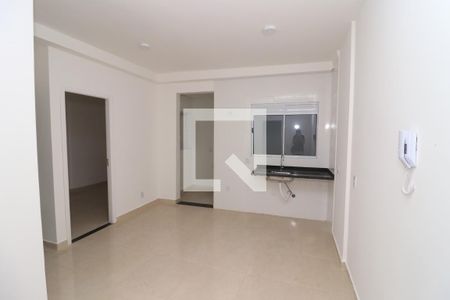 Sala/Cozinha de apartamento para alugar com 2 quartos, 40m² em Chácara Califórnia, São Paulo