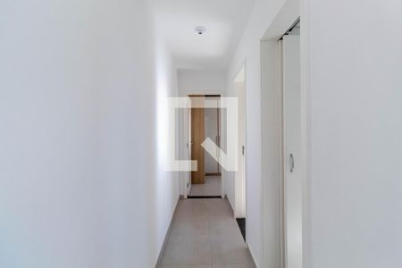 Corredor de apartamento para alugar com 2 quartos, 43m² em Jardim Aricanduva, São Paulo