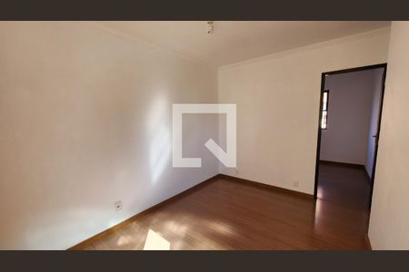 Sala de apartamento à venda com 2 quartos, 45m² em Morada das Vinhas, Jundiaí