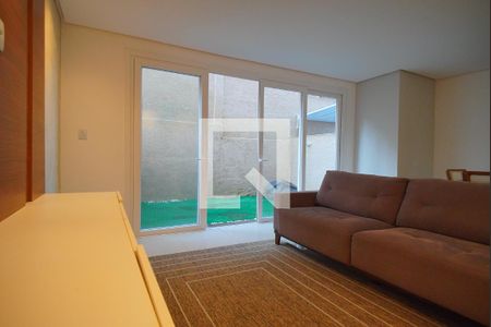 Sala de casa de condomínio para alugar com 3 quartos, 100m² em Morro Santana, Porto Alegre