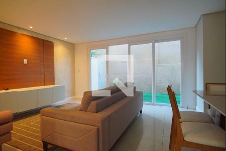 Sala de casa de condomínio para alugar com 3 quartos, 100m² em Morro Santana, Porto Alegre