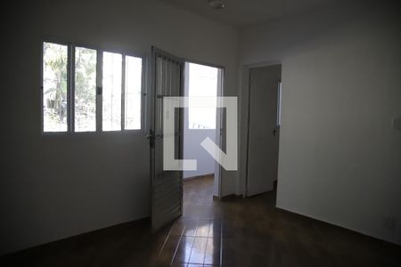 Sala de casa para alugar com 2 quartos, 360m² em Novo Tupi, Belo Horizonte