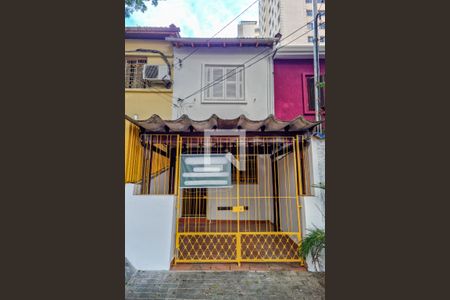 Fachada de casa para alugar com 2 quartos, 72m² em Campo Belo, São Paulo