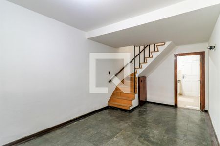 Sala de casa para alugar com 2 quartos, 72m² em Campo Belo, São Paulo