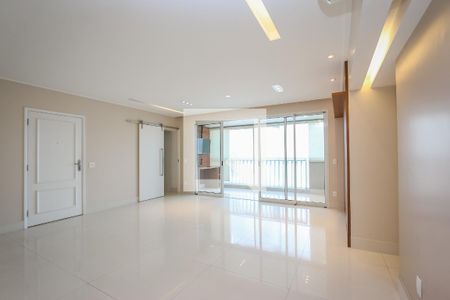 Apartamento para alugar com 115m², 2 quartos e 3 vagasSala