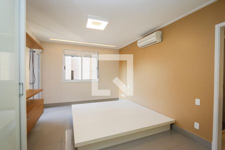 Suite 1 de apartamento para alugar com 2 quartos, 115m² em Jardim Paulista, São Paulo