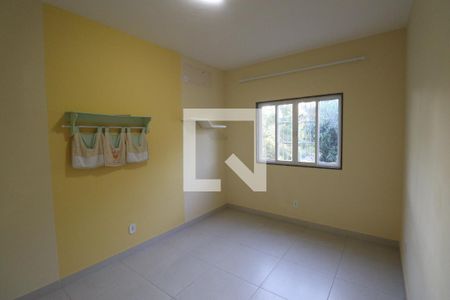 Quarto 1 de casa para alugar com 2 quartos, 150m² em Itaúna, São Gonçalo