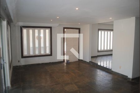 Sala  de casa para alugar com 5 quartos, 550m² em Piatã, Salvador