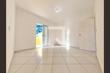 Kitnet de casa para alugar com 1 quarto, 26m² em Jardim Regina, São Paulo