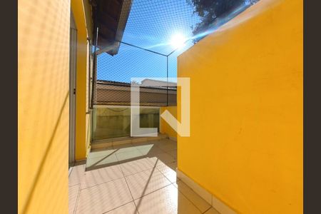 Kitnet varanda de casa para alugar com 1 quarto, 26m² em Jardim Regina, São Paulo