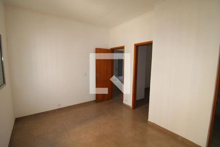 Quarto 1 de casa para alugar com 2 quartos, 60m² em Jardim Japao, São Paulo