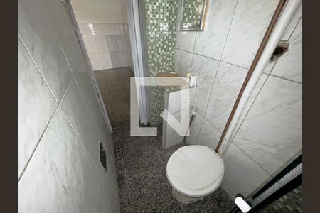 Banheiro da Suíte de casa para alugar com 1 quarto, 90m² em Irajá, Rio de Janeiro