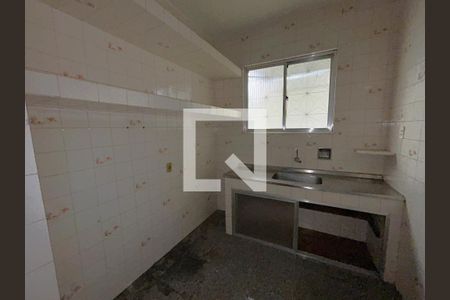 Cozinha de casa à venda com 1 quarto, 90m² em Irajá, Rio de Janeiro